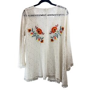 Earthbound Trading Co Cream Lace Embroidered Fringe Boho Beachy Kimono Cardigan